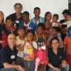 Foto di gruppo con alcuni bambini adottati di Salvador