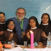 Il beato fra le Sante Donne