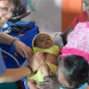 Drssa Giuditta visita una bimba di 2 mesi