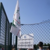 LA BANDIERA H.H.P.P. SVENTOLA ALL'INGRESSO DELLO STADIO GIACINTO FACCHETTI DI GARBAGNATE MONASTERO - LECCO
